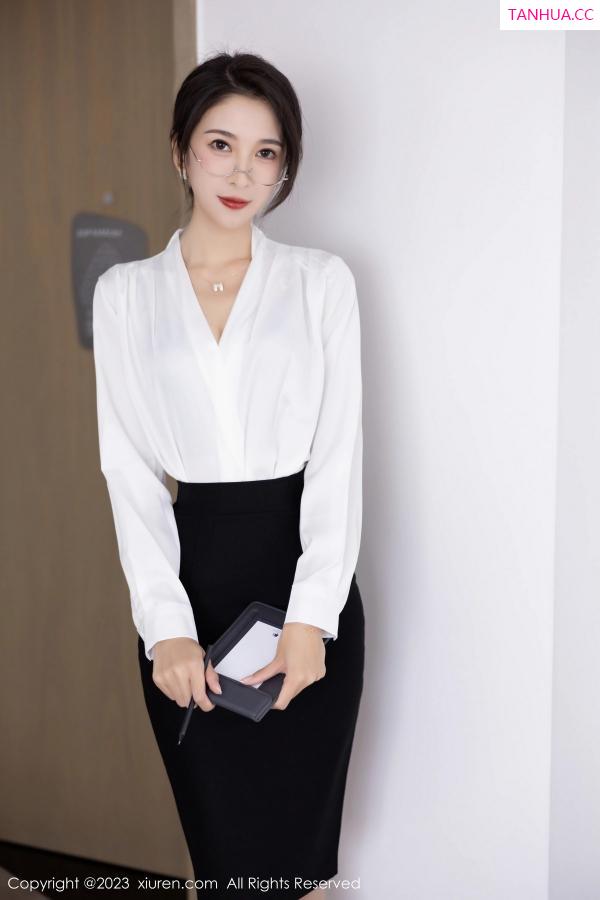 [XiuRen]高清写真图 2023.03.20 No.6439 林乐一 短裙美腿